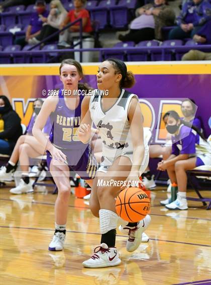 Thumbnail 3 in Berryville vs Morrilton (AAA 4A Regional First Round) photogallery.