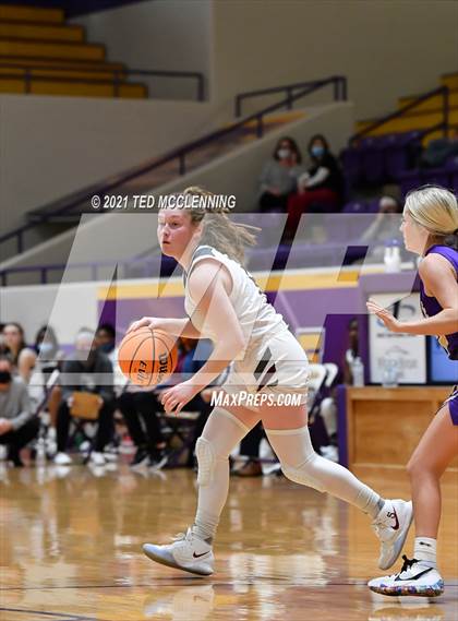 Thumbnail 3 in Berryville vs Morrilton (AAA 4A Regional First Round) photogallery.