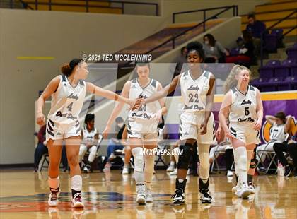 Thumbnail 3 in Berryville vs Morrilton (AAA 4A Regional First Round) photogallery.