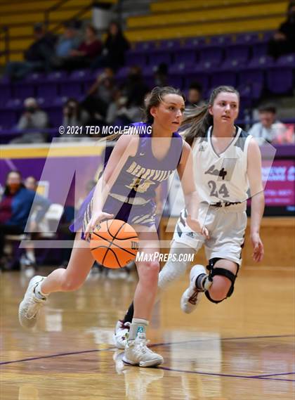 Thumbnail 2 in Berryville vs Morrilton (AAA 4A Regional First Round) photogallery.
