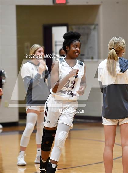 Thumbnail 1 in Berryville vs Morrilton (AAA 4A Regional First Round) photogallery.