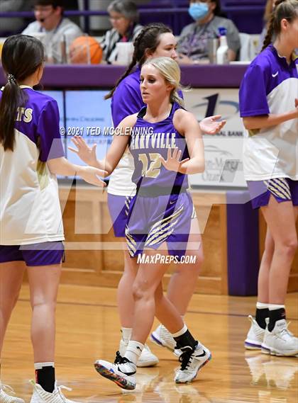 Thumbnail 1 in Berryville vs Morrilton (AAA 4A Regional First Round) photogallery.