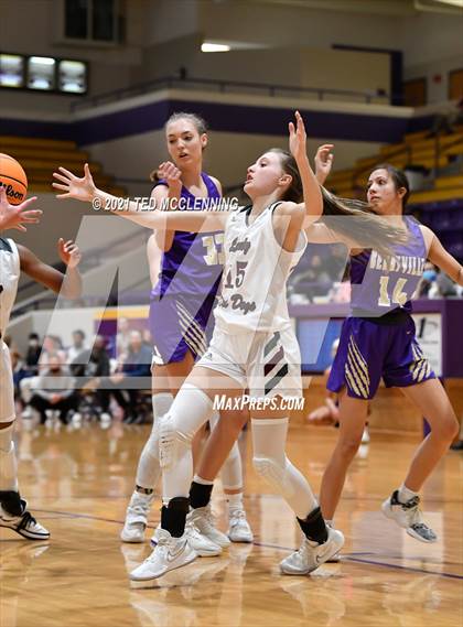 Thumbnail 1 in Berryville vs Morrilton (AAA 4A Regional First Round) photogallery.