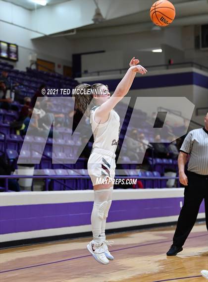 Thumbnail 2 in Berryville vs Morrilton (AAA 4A Regional First Round) photogallery.
