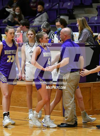 Thumbnail 3 in Berryville vs Morrilton (AAA 4A Regional First Round) photogallery.