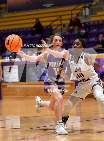 Thumbnail 3 in Berryville vs Morrilton (AAA 4A Regional First Round) photogallery.