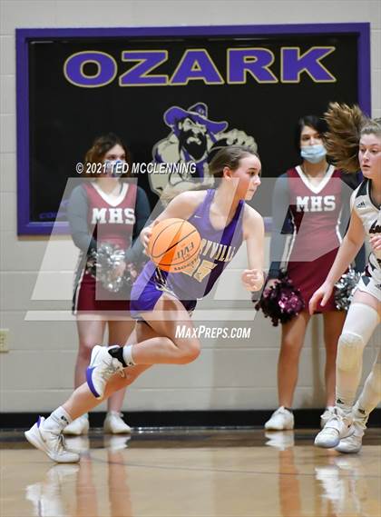 Thumbnail 1 in Berryville vs Morrilton (AAA 4A Regional First Round) photogallery.