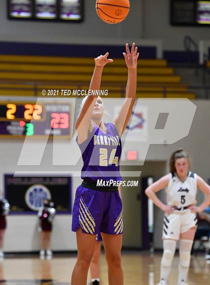 Thumbnail 2 in Berryville vs Morrilton (AAA 4A Regional First Round) photogallery.