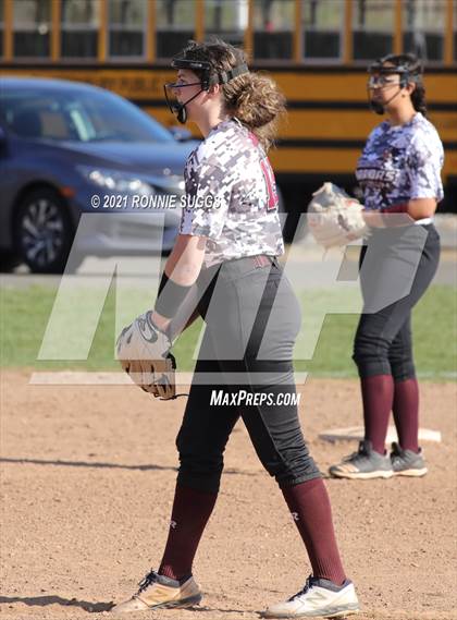 Thumbnail 1 in Glastonbury @ Windsor (Scrimmage) photogallery.