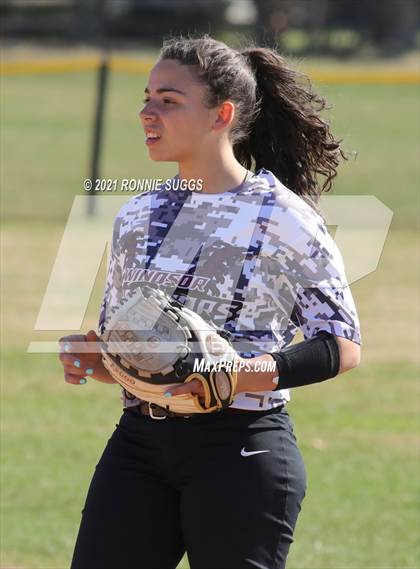 Thumbnail 2 in Glastonbury @ Windsor (Scrimmage) photogallery.