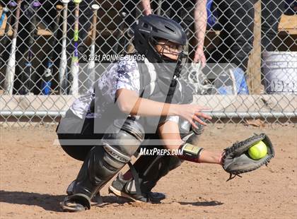 Thumbnail 3 in Glastonbury @ Windsor (Scrimmage) photogallery.