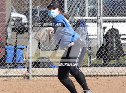 Thumbnail 1 in Glastonbury @ Windsor (Scrimmage) photogallery.