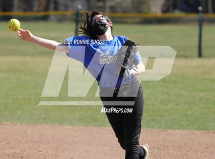 Thumbnail 1 in Glastonbury @ Windsor (Scrimmage) photogallery.