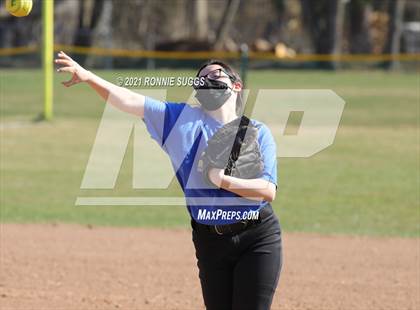 Thumbnail 3 in Glastonbury @ Windsor (Scrimmage) photogallery.