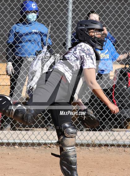 Thumbnail 3 in Glastonbury @ Windsor (Scrimmage) photogallery.