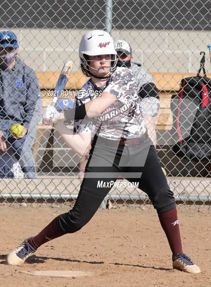 Thumbnail 1 in Glastonbury @ Windsor (Scrimmage) photogallery.