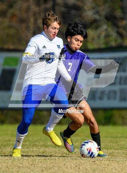 Thumbnail 3 in Christ the King vs. Rosewood (NCHSAA 1A Final)(1 of 2 - the Game) photogallery.