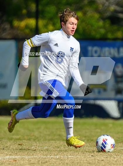 Thumbnail 3 in Christ the King vs. Rosewood (NCHSAA 1A Final)(1 of 2 - the Game) photogallery.