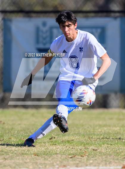 Thumbnail 3 in Christ the King vs. Rosewood (NCHSAA 1A Final)(1 of 2 - the Game) photogallery.