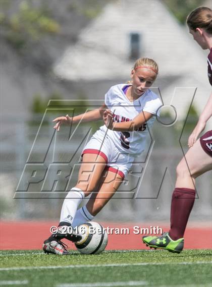 Thumbnail 2 in Sacred Heart Academy vs City Honors photogallery.