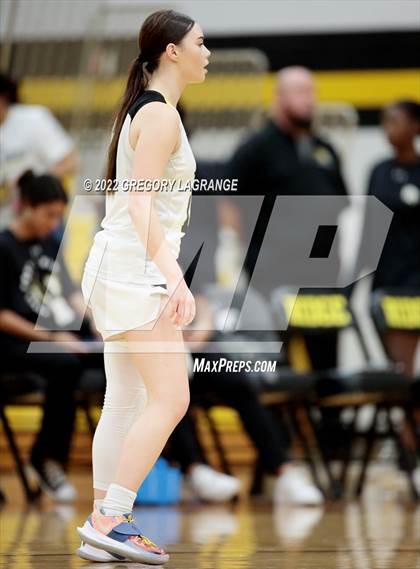 Thumbnail 3 in Brewer vs Fossil Ridge photogallery.