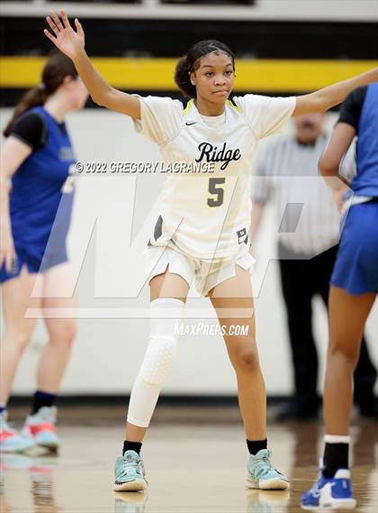 Thumbnail 1 in Brewer vs Fossil Ridge photogallery.