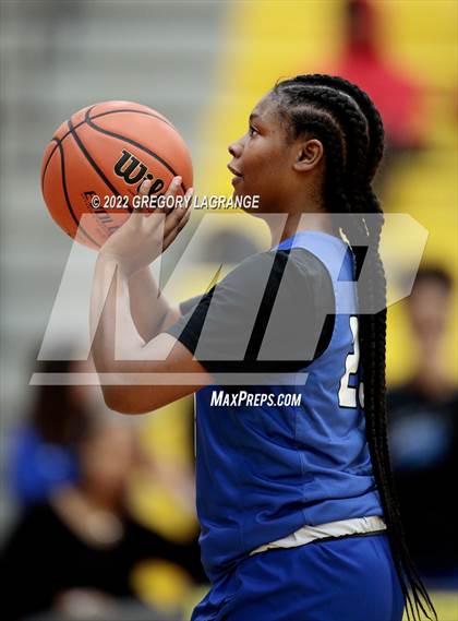 Thumbnail 1 in Brewer vs Fossil Ridge photogallery.