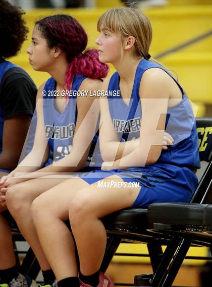 Thumbnail 2 in Brewer vs Fossil Ridge photogallery.