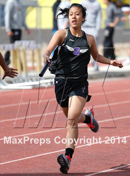 Thumbnail 2 in Holy Family Early Season Invitational photogallery.