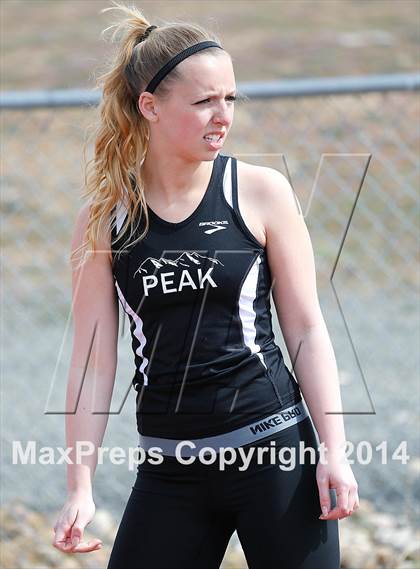Thumbnail 3 in Holy Family Early Season Invitational photogallery.