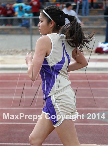 Thumbnail 2 in Holy Family Early Season Invitational photogallery.