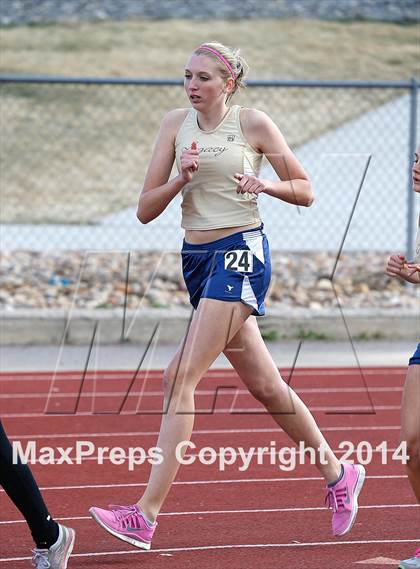 Thumbnail 1 in Holy Family Early Season Invitational photogallery.