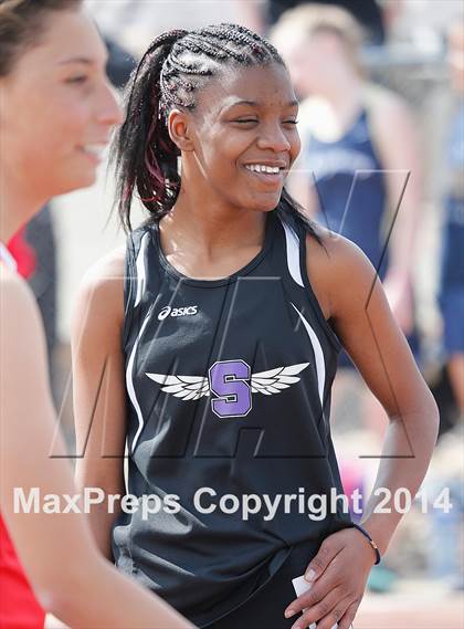 Thumbnail 1 in Holy Family Early Season Invitational photogallery.