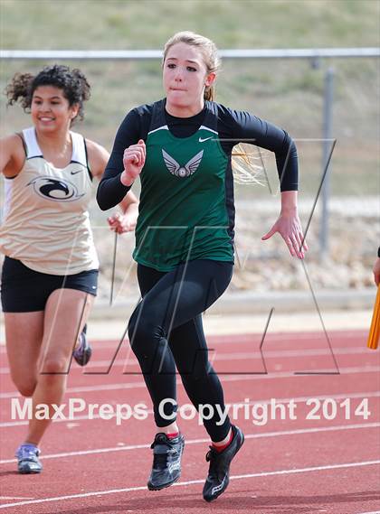 Thumbnail 1 in Holy Family Early Season Invitational photogallery.