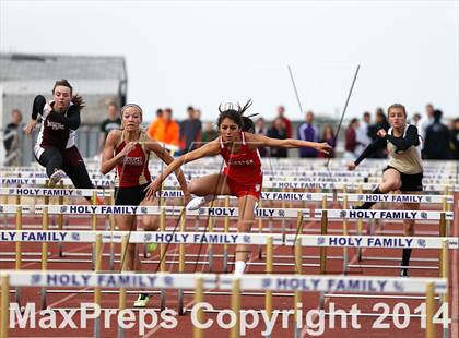 Thumbnail 2 in Holy Family Early Season Invitational photogallery.