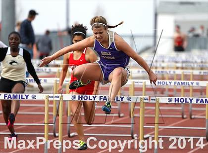 Thumbnail 3 in Holy Family Early Season Invitational photogallery.