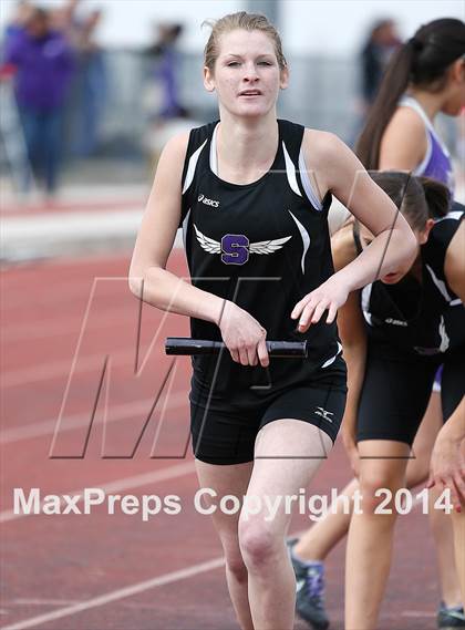 Thumbnail 2 in Holy Family Early Season Invitational photogallery.