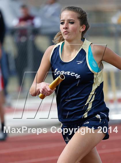 Thumbnail 1 in Holy Family Early Season Invitational photogallery.