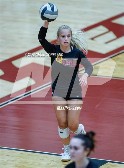 Thumbnail 2 in Hillgrove @ Lassiter photogallery.