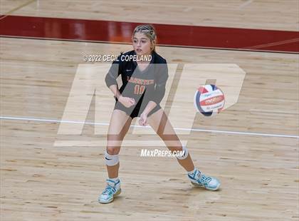 Thumbnail 1 in Hillgrove @ Lassiter photogallery.