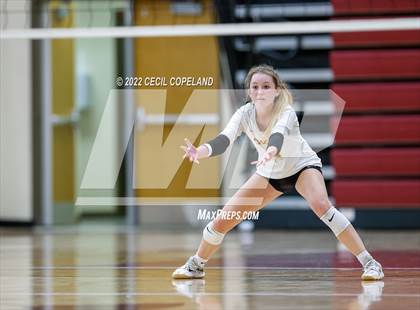 Thumbnail 1 in Hillgrove @ Lassiter photogallery.