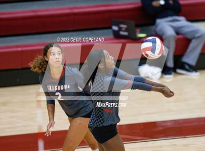 Thumbnail 1 in Hillgrove @ Lassiter photogallery.
