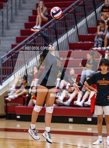 Thumbnail 3 in Hillgrove @ Lassiter photogallery.