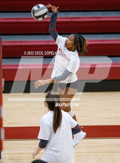Thumbnail 3 in Hillgrove @ Lassiter photogallery.