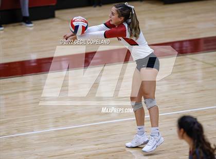 Thumbnail 3 in Hillgrove @ Lassiter photogallery.