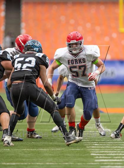Thumbnail 3 in Rye Neck vs. Chenango Forks (NYSPHSAA Class C Final) photogallery.