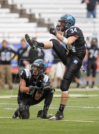 Thumbnail 3 in Rye Neck vs. Chenango Forks (NYSPHSAA Class C Final) photogallery.