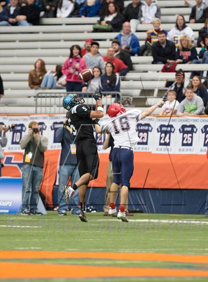 Thumbnail 3 in Rye Neck vs. Chenango Forks (NYSPHSAA Class C Final) photogallery.