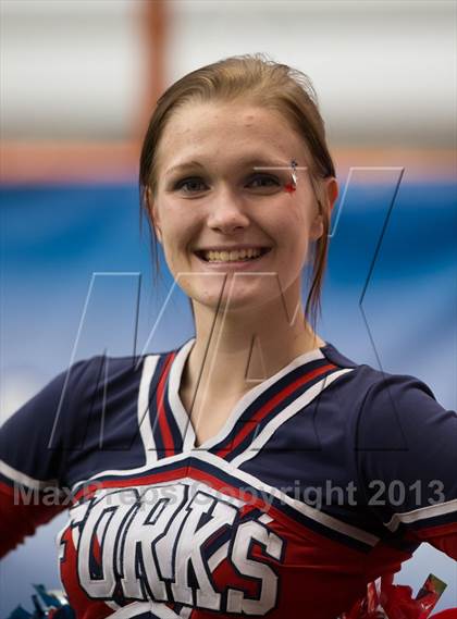 Thumbnail 3 in Rye Neck vs. Chenango Forks (NYSPHSAA Class C Final) photogallery.