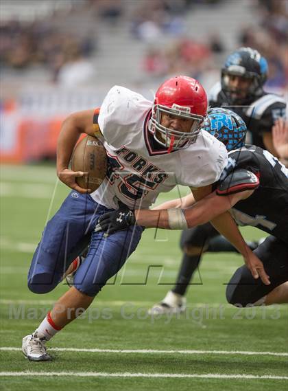 Thumbnail 3 in Rye Neck vs. Chenango Forks (NYSPHSAA Class C Final) photogallery.